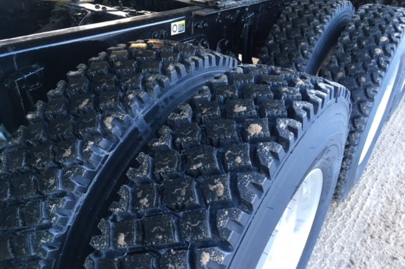 Alberta’s extreme conditions inspire design of Michelin’s new drive-axle tire article image