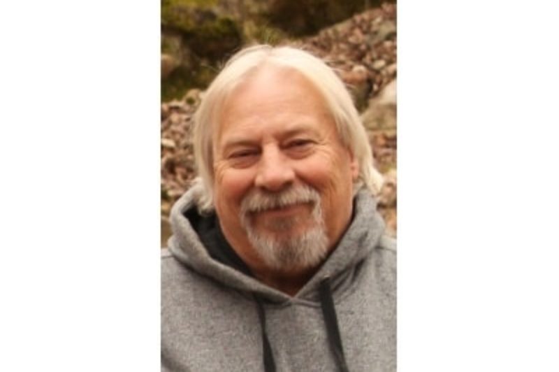 Truck convoy honors driver after losing fight against cancer article image