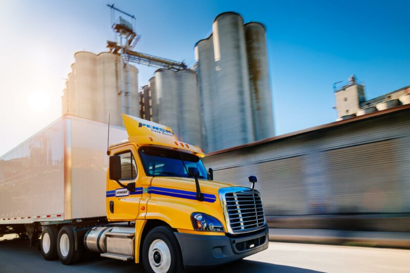 Penske Opens Two Western Canada Locations article image