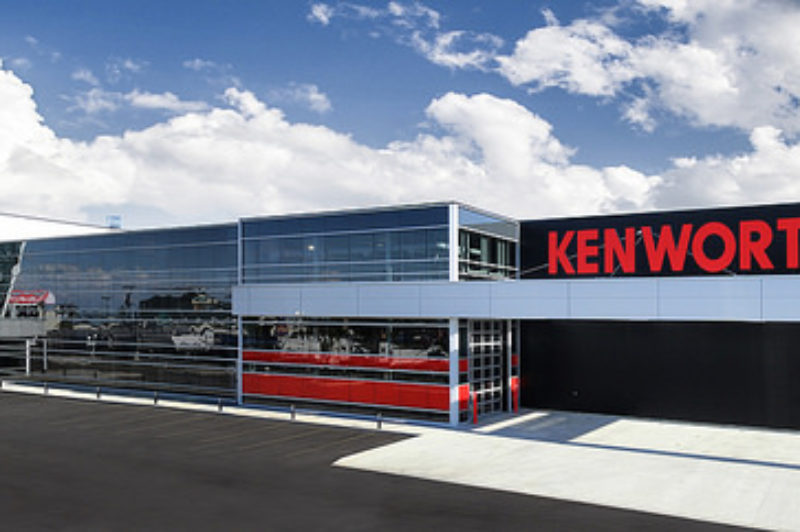 Edmonton Kenworth Opens Major Full-Service Facility article image