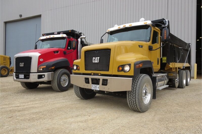 Caterpillar, Navistar Ending Truck Collaboration article image