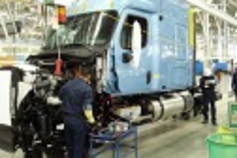 Class 8 Truck Production Rising, Class 5 to 7 Falling article image