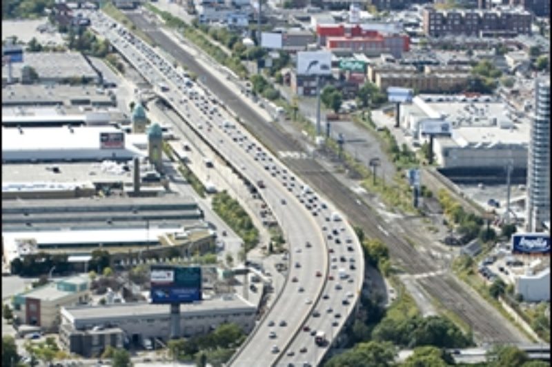 Tolls Mulled as Solution for Gardiner Expressway Costs article image