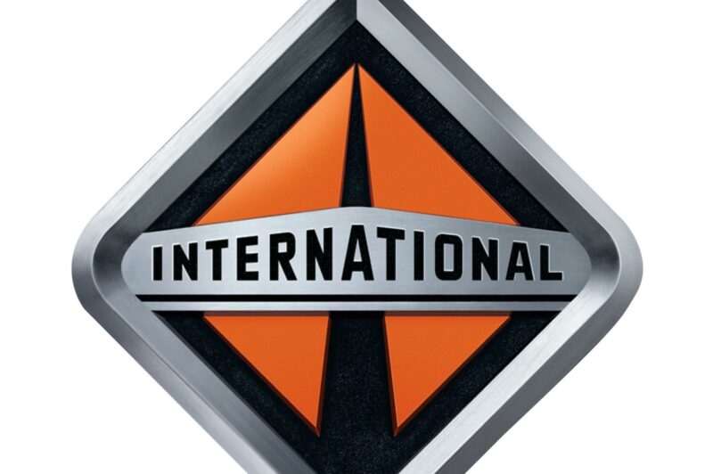 International Truck Introduces Over-The-Air Reprogramming article image