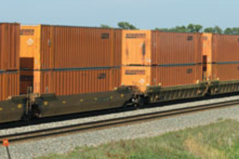 Schneider Adds Montreal Intermodal Shipping Lane article image