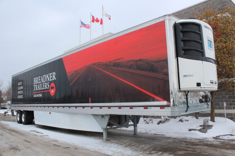 Breadner Trailers wins Hyundai Translead dealer award article image