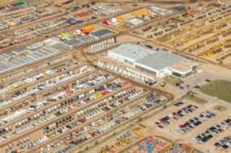 Auction giant Ritchie Bros. goes online with IronPlanet article image