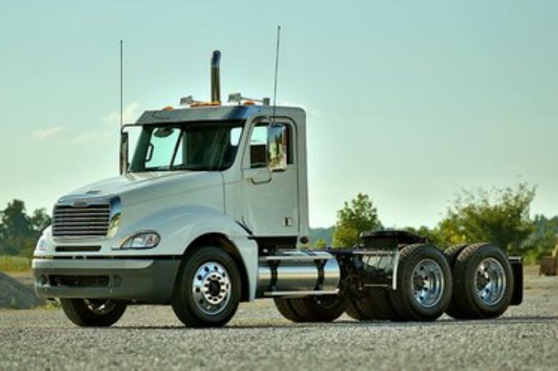 Analysis: Growing Tussle Over Glider Kits article image