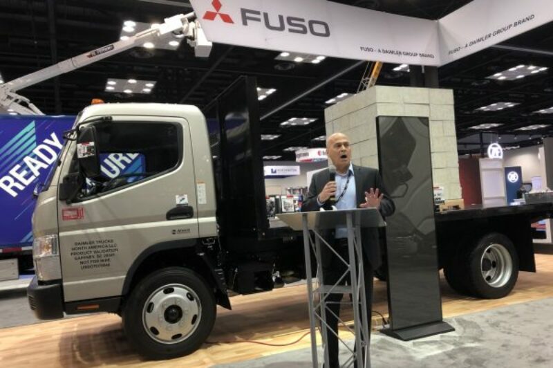 Fuso going with gas in new Class 5 cabover truck article image