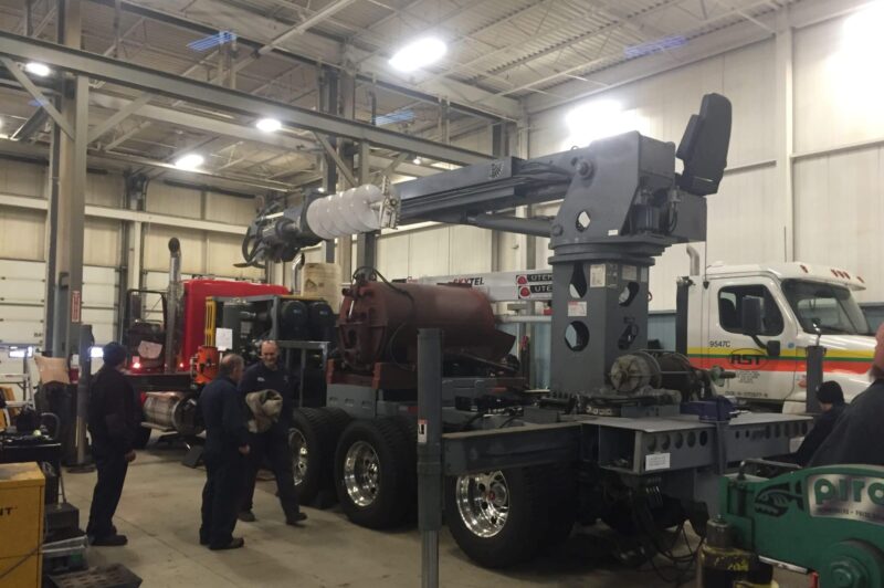 American shops said they couldn't do it. Meet the Canada Super Digger. article image