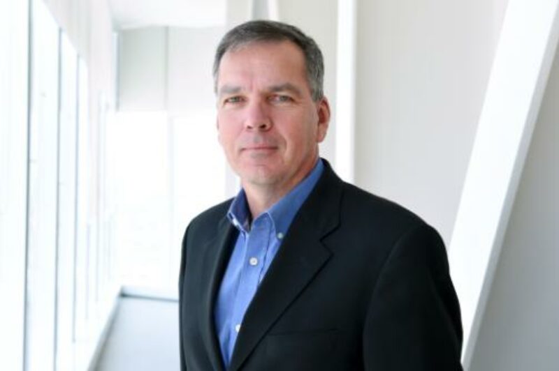 Daimler promotes two executives article image