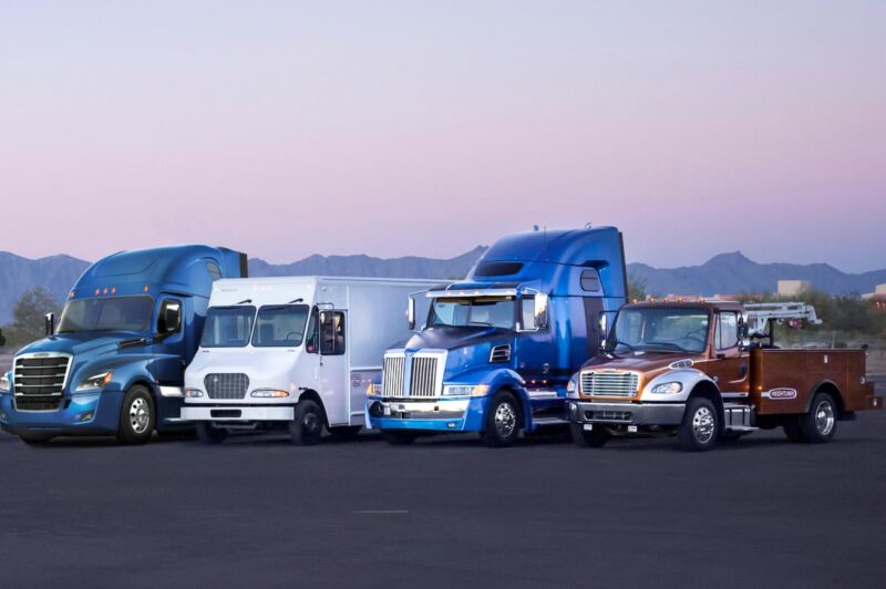 Daimler-Freightliner-WesternStar