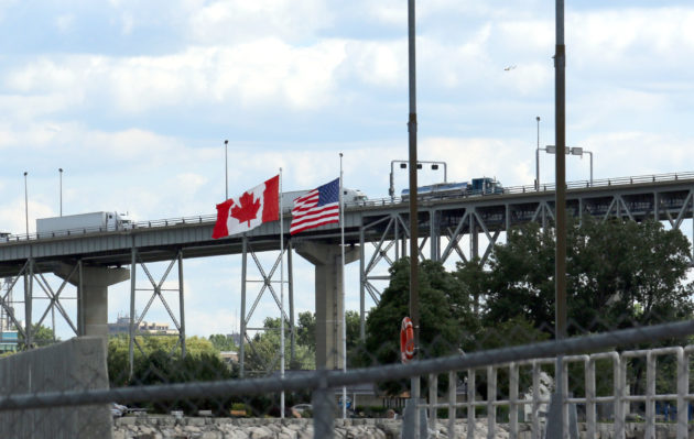 Canada U.S. border trucks