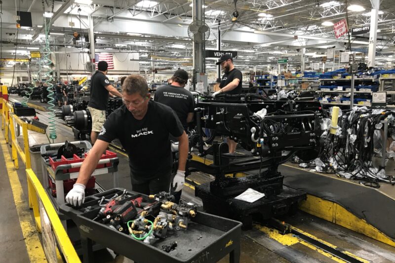 How truck OEMs are dealing with Covid-19 article image