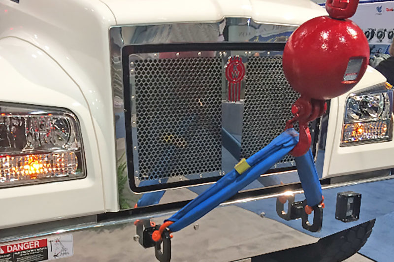 Kenworth T880S grille