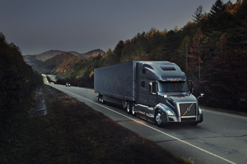 Volvo, Mack offer new finance programs article image