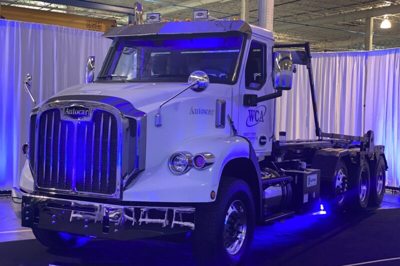 Waste hauler takes delivery of first Autocar DC-64R article image