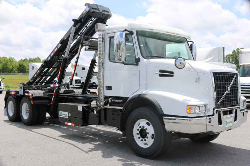 Volvo streamlines Galfab roll-off body installations article image