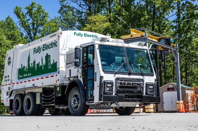 Mack to commercialize LR Electric in 2021 article image