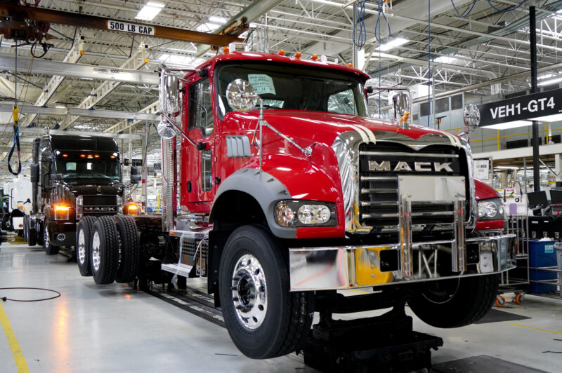 Mack renovates assembly plant article image