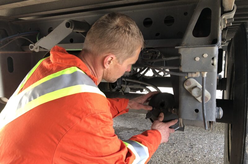 Ontario considering changes to air brake endorsement renewal article image