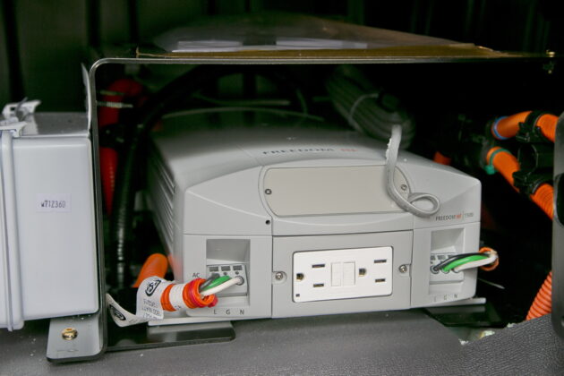 HDTSept20-Inverter-2-Xantrex alternate text for this image