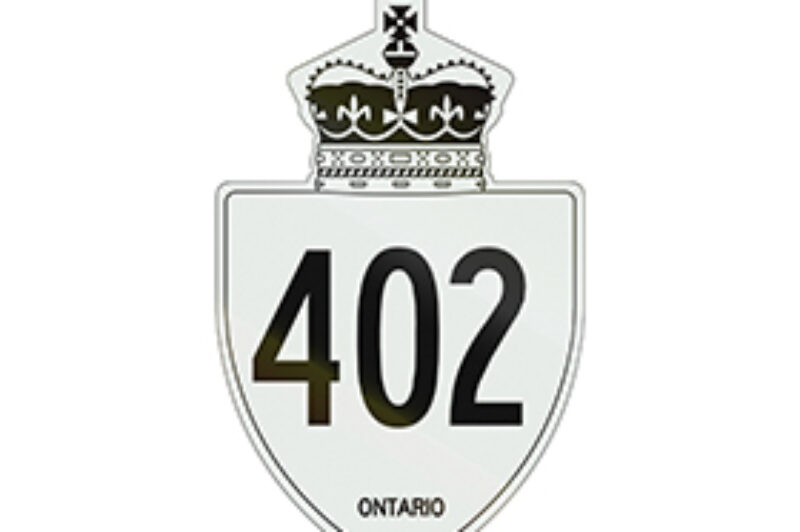 Truck parking spaces open on Hwy. 402 near Sarnia, Ont. article image