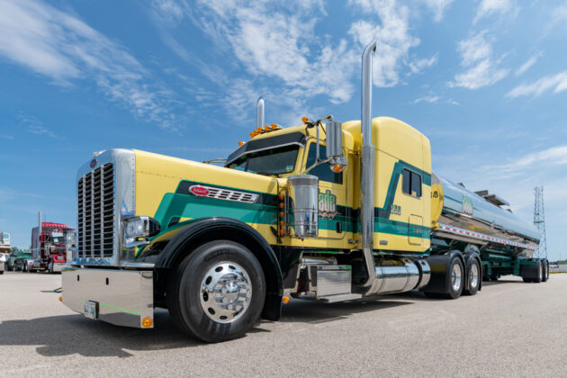 Ben Overton's Peterbilt 389