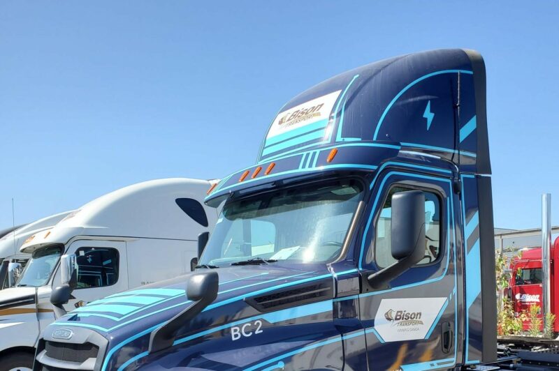 Picture of Bison's eCascadia