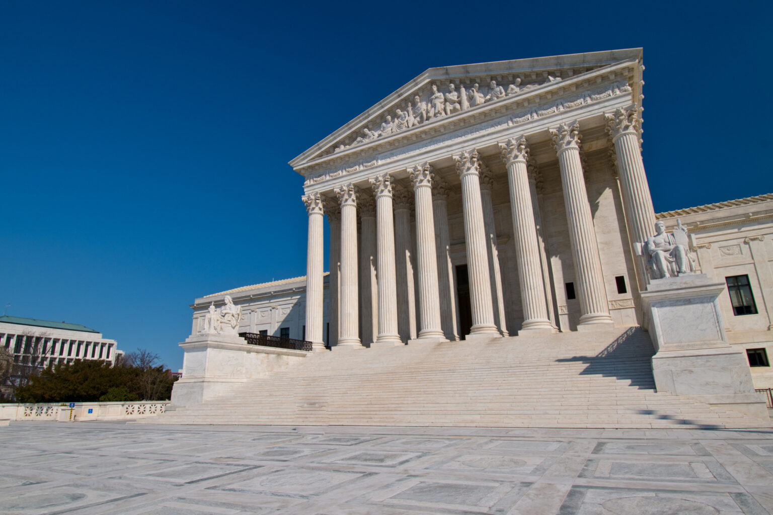 Supreme Court hears arguments on critical freight broker liability case