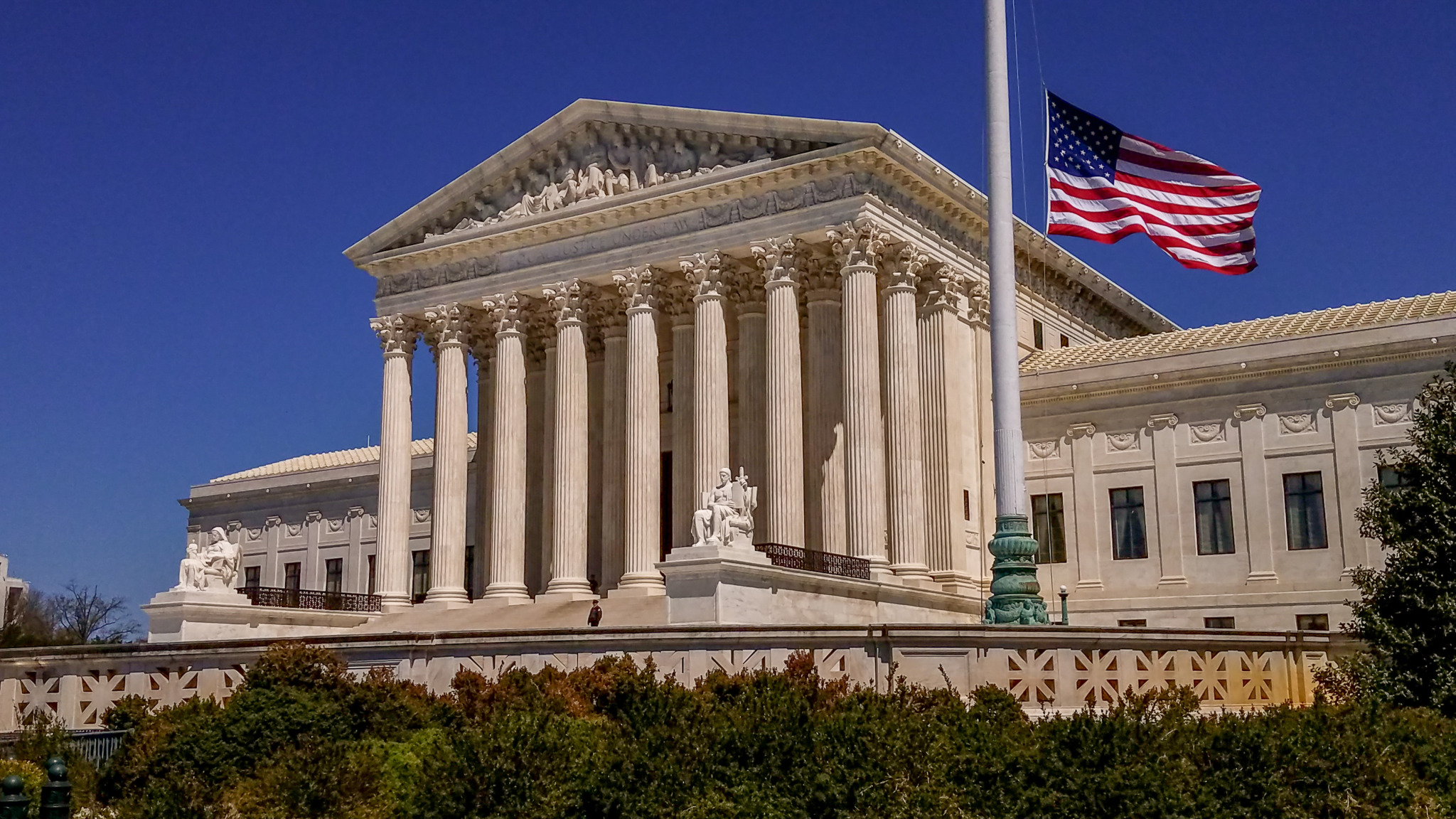 Supreme Court hears arguments on critical freight broker liability case