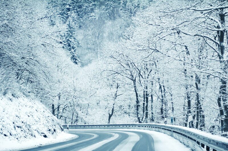 Ontario to clear snow faster from Highways 11, 17 article image