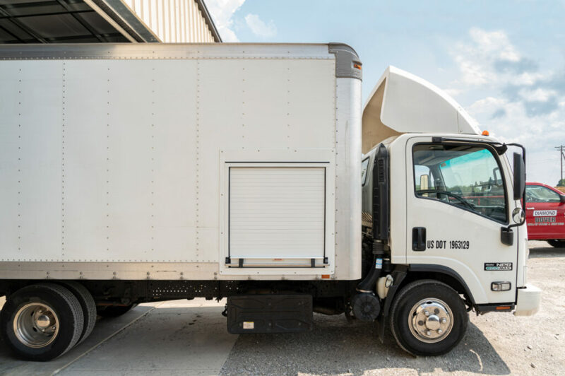 डायमंड ने पेश किया रेडी टू इंसटाल ई.जेड.35 एल्युमिनियम शटर डोर article image