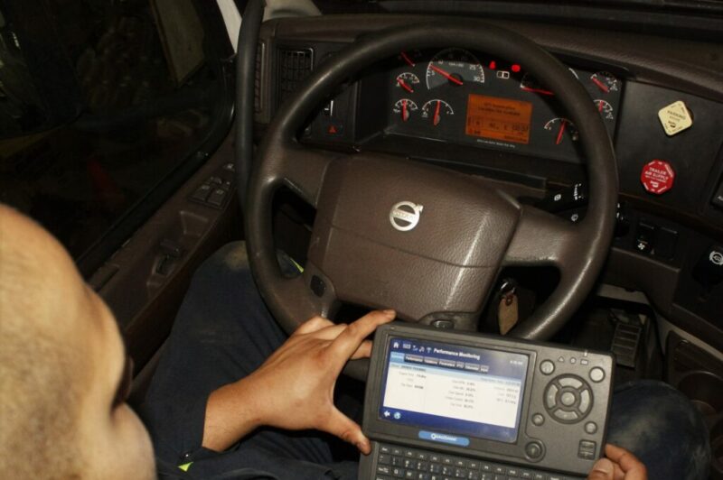 कैनेडा के ई.एल.डी. अधिदेश को एक वर्ष के भीतर चरणबद्ध तरीके से लागू किया जाएगा article image