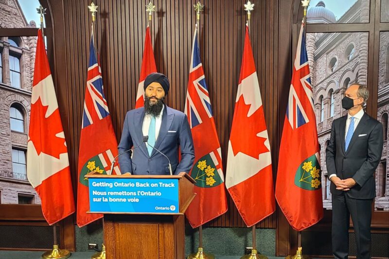 ओंटारियो में स्थायी तौर पर 24 घंटे डिलीवरी की अनुमति के प्रस्ताव वाला कानून पेश article image