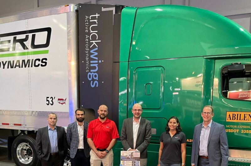 Picture of vehicle with TruckWings