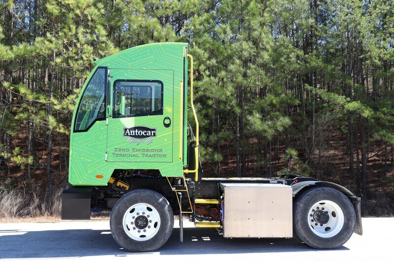 Glasvan Great Dane now offering electric Autocar terminal tractor article image