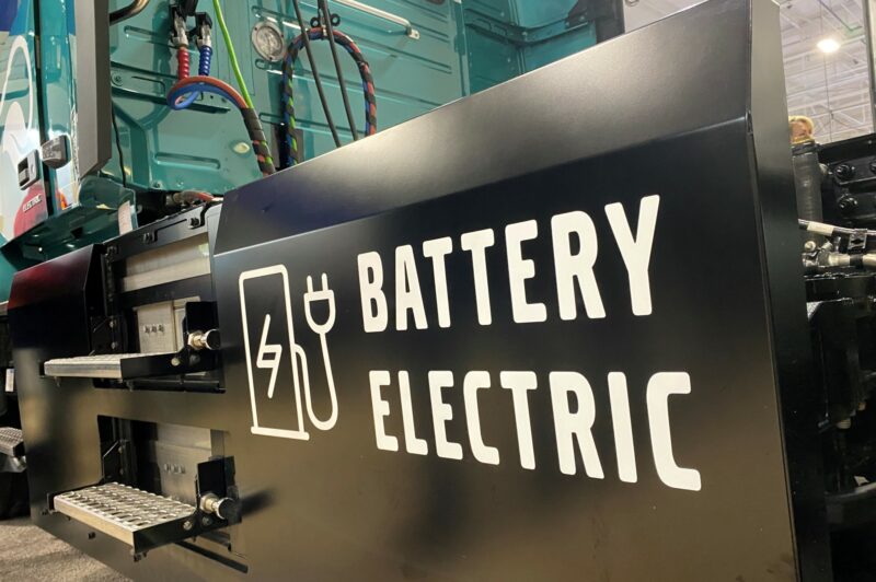 Volvo vows to 'accelerate the shift' to zero-emission vehicles in Canada article image