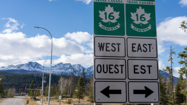 Alberta Highway 16 sign