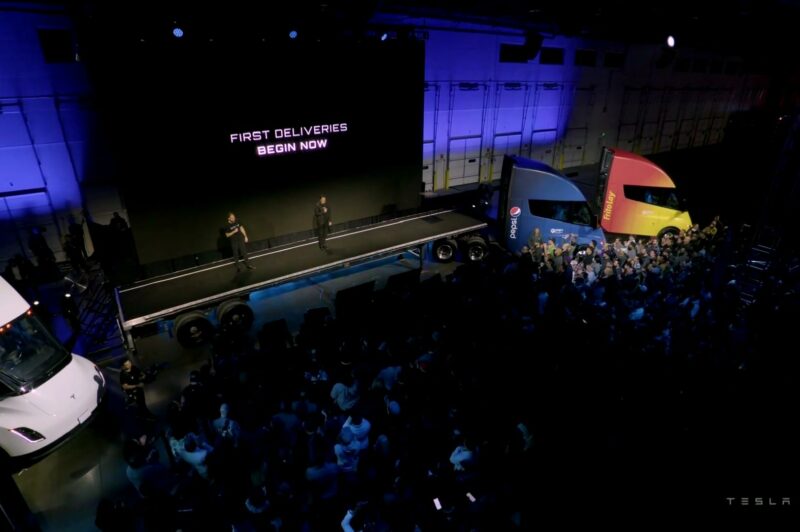 Tesla delivers first Semi article image