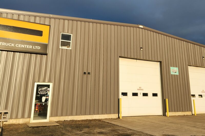 Picture of a large building