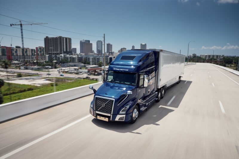 Volvo sets record for global truck deliveries, grows share article image