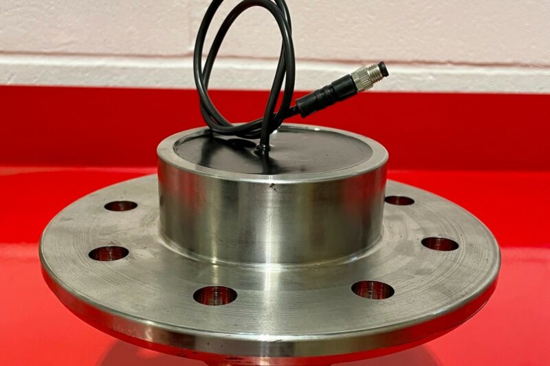 First smart kingpin brought to market article image