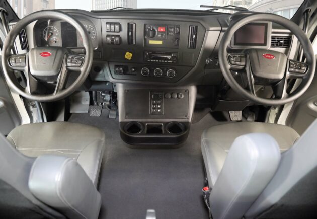 Fontaine-Modification-Peterbilt-SDDD alternate text for this image