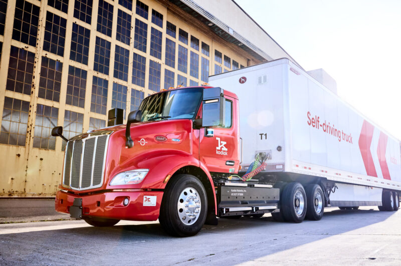 Kodiak upfits electric Peterbilt with self-driving system article image