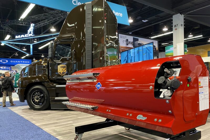 Hexagon natural gas fuel tank