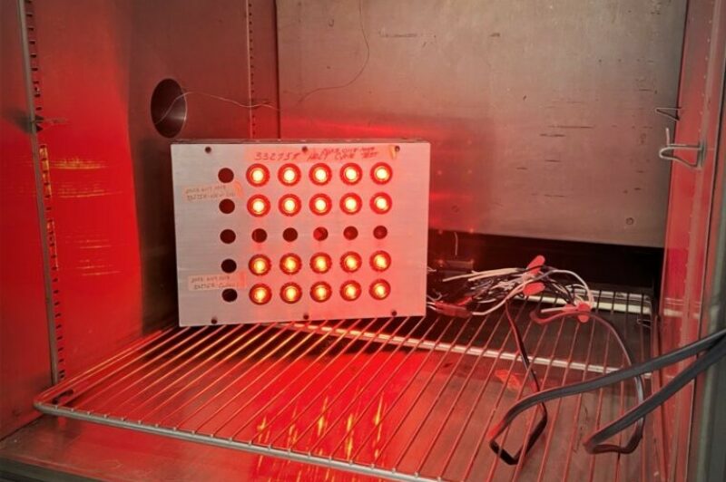 Truck-Lite testing cell