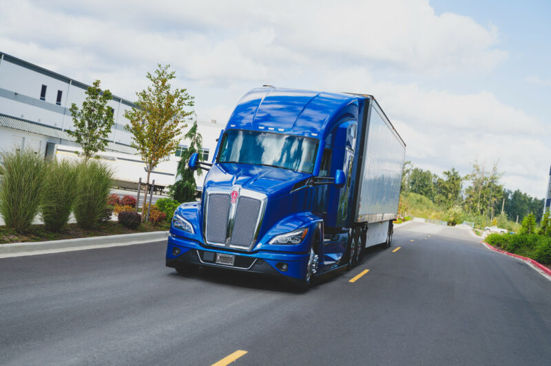Kenworth adds new ADAS features to T680 article image