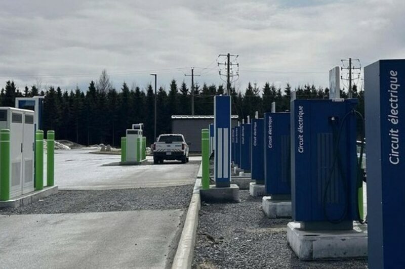 Electric Circuit opens electric truck-capable charging station in Quebec article image