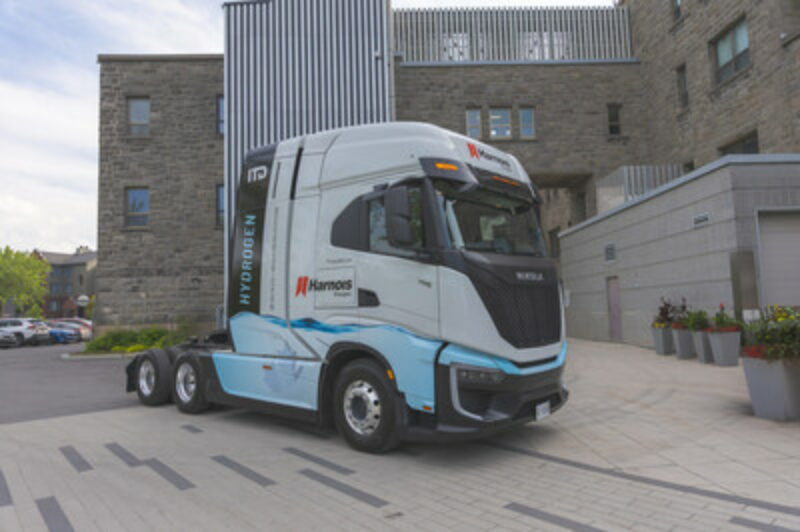 Hydrogen powered-truck